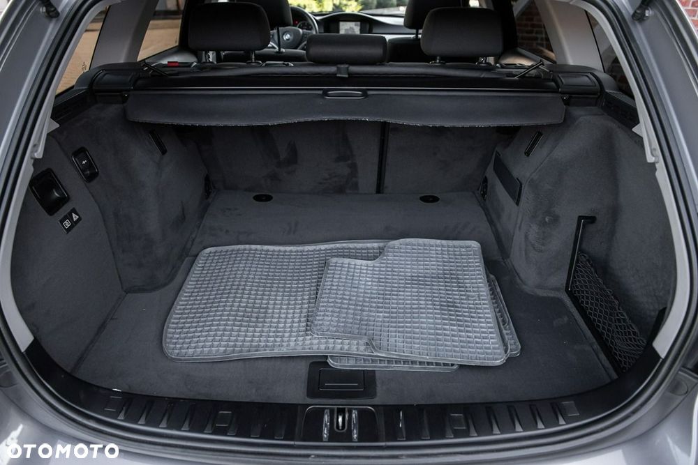 BMW Seria 3 - 28