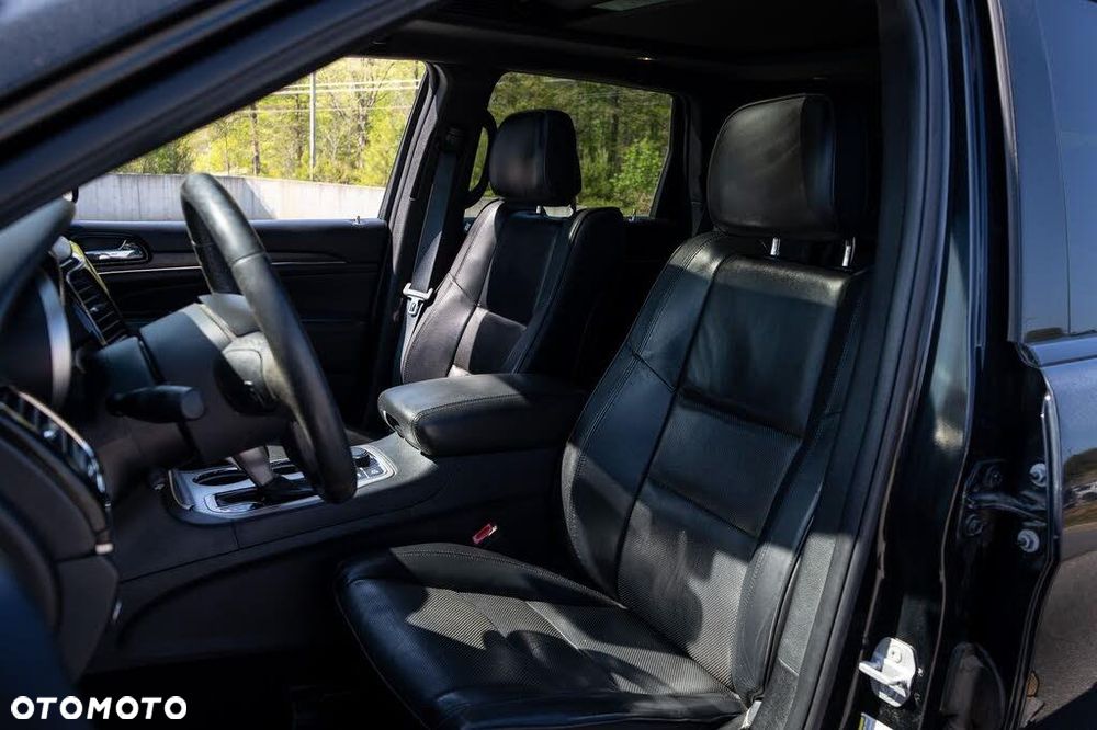 Jeep Grand Cherokee - 8