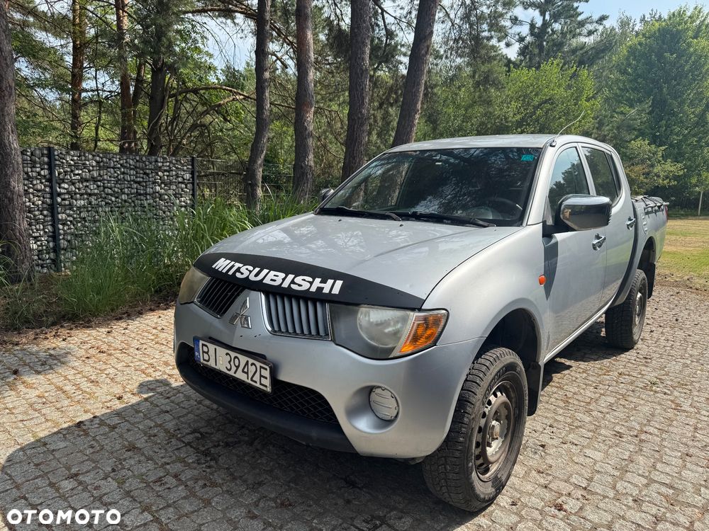 Mitsubishi L200 2.5 DID Intense + - 4