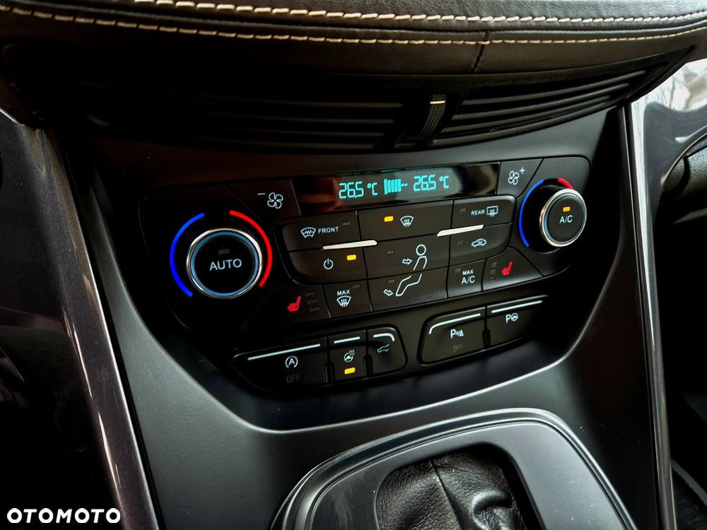 Ford Kuga 2.0 TDCi 4x4 Vignale - 21