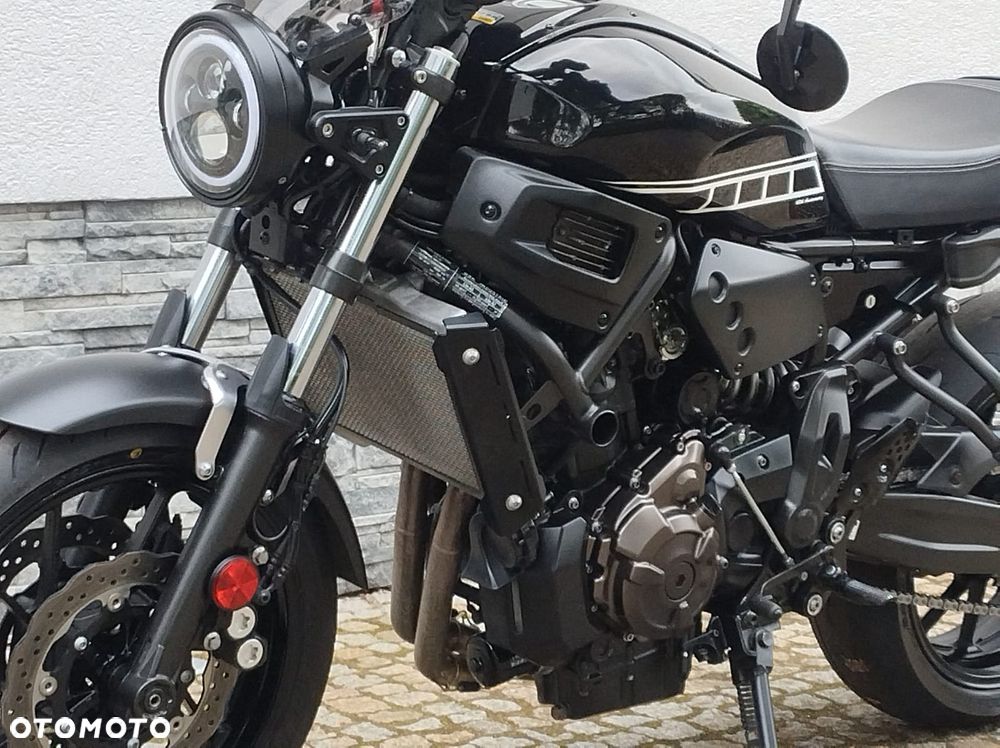 Yamaha XSR - 16
