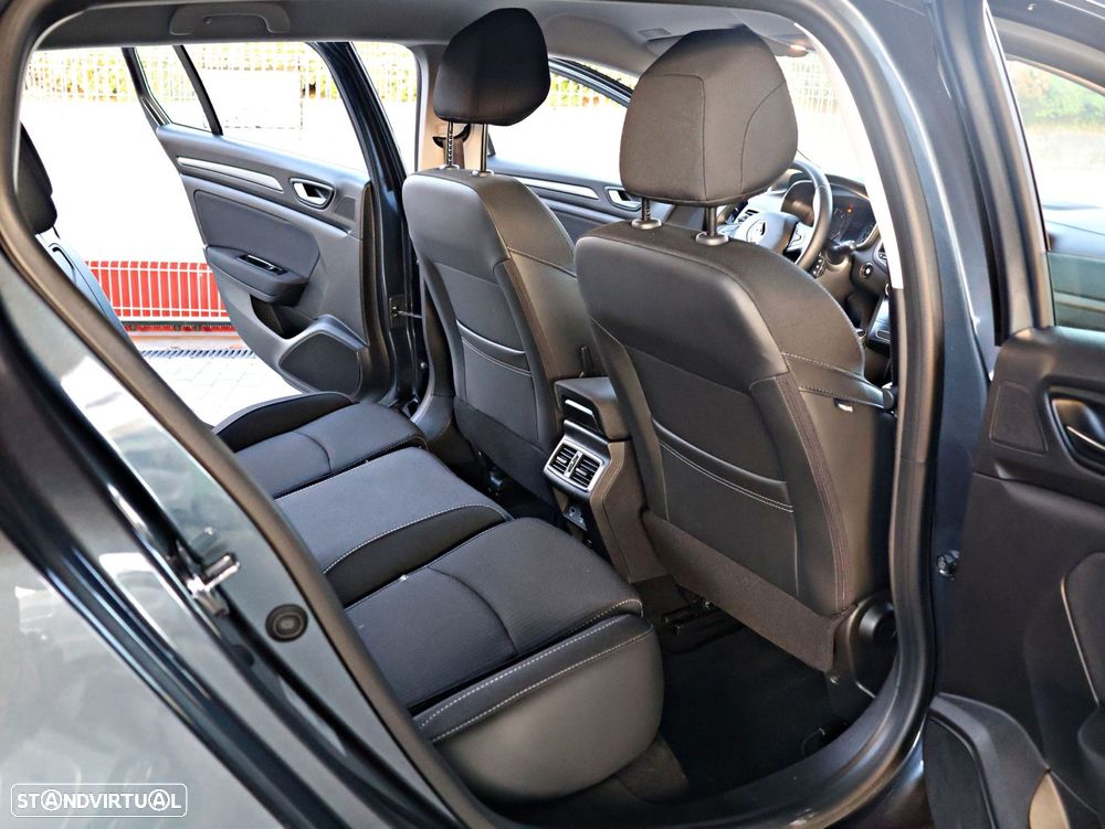 Renault Mégane Sport Tourer 1.5 Blue dCi Equilibre - 34