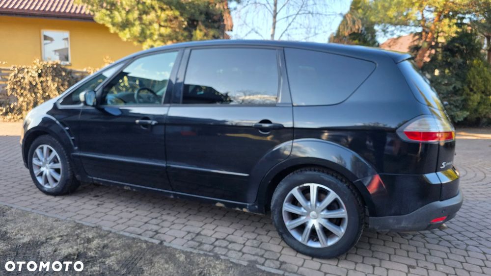 Ford S-Max - 22
