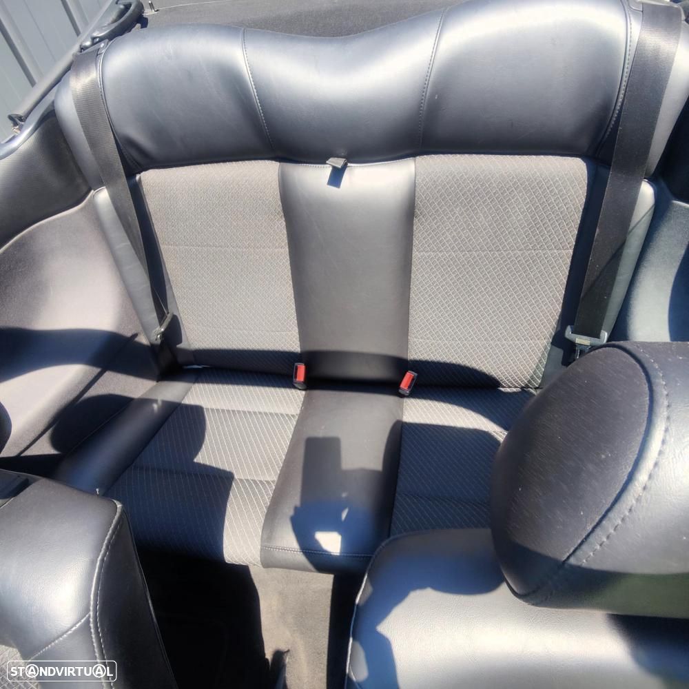 VW Golf Cabriolet - 18