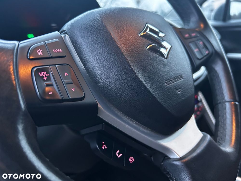 Suzuki SX4 1.6 Premium 4WD - 11