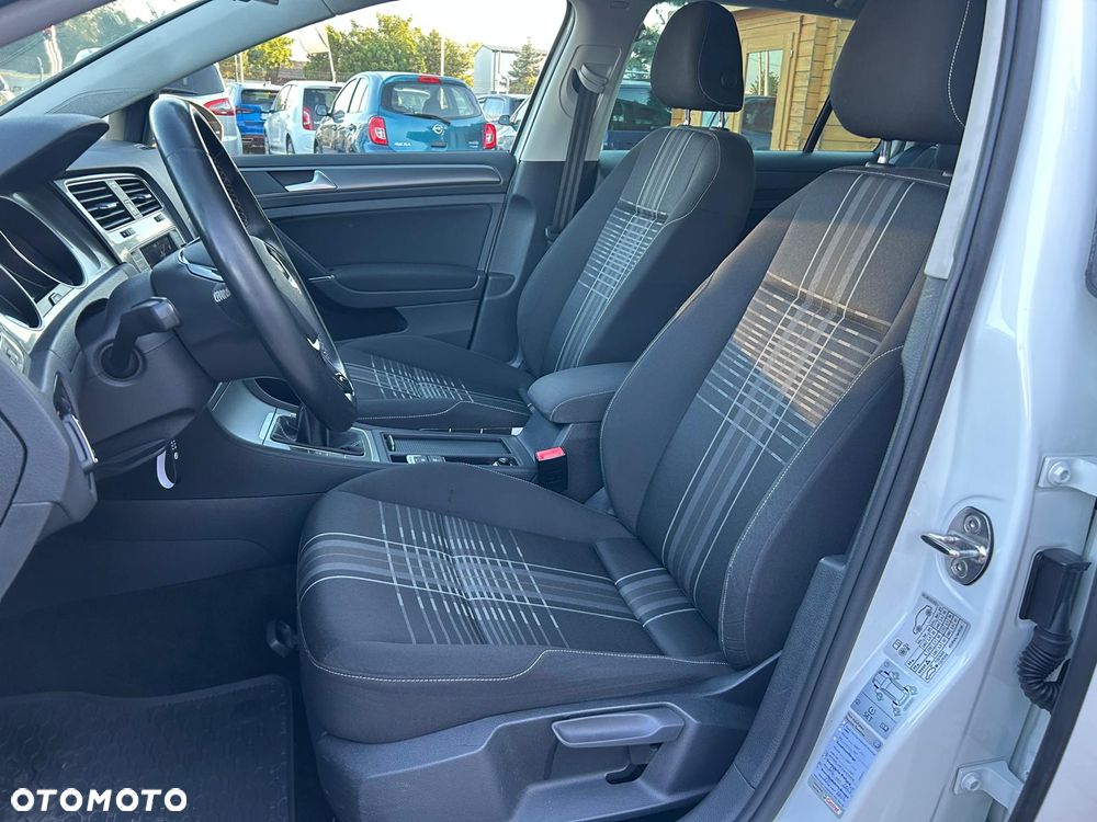 Volkswagen Golf 1.6 BlueTDI Trendline - 29