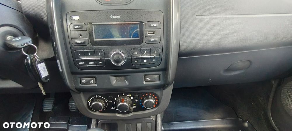 Dacia Duster 1.6 SCe Comfort - 10