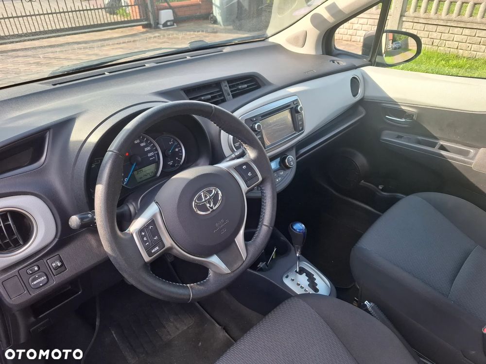 Toyota Yaris 1.5 VVT-i Comfort - 13