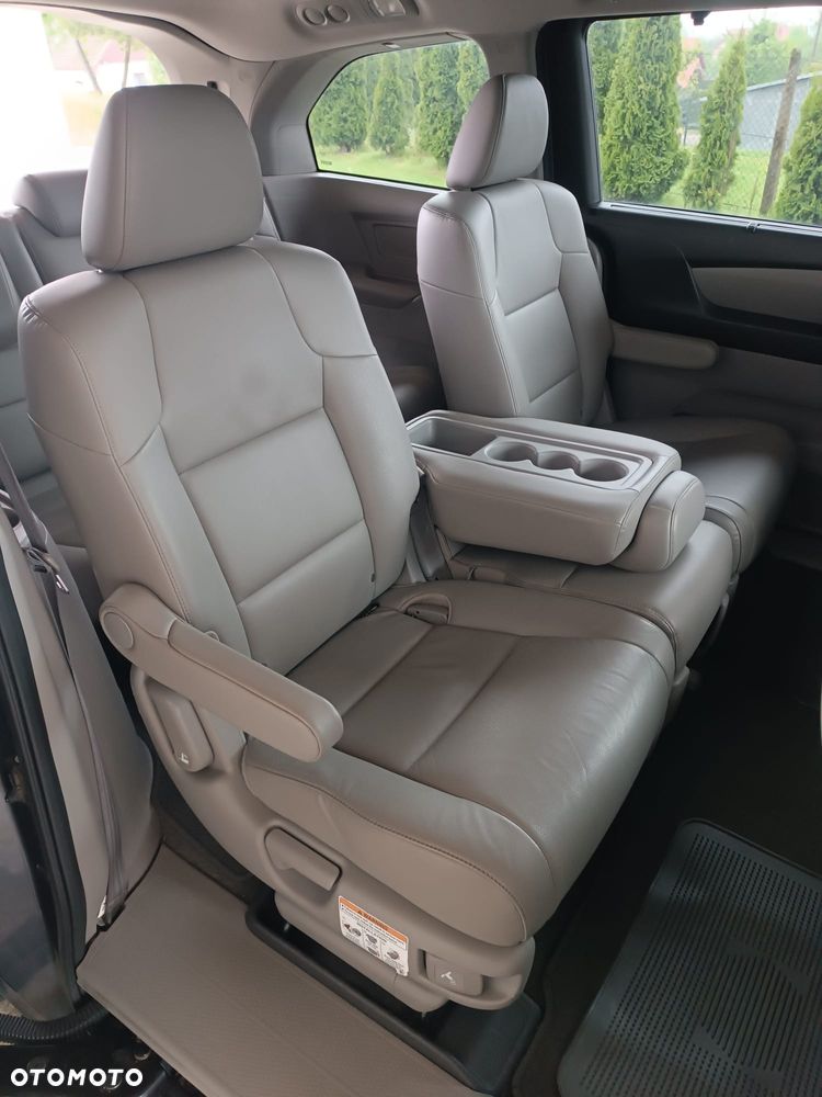Honda Odyssey 3.5 EX - 16