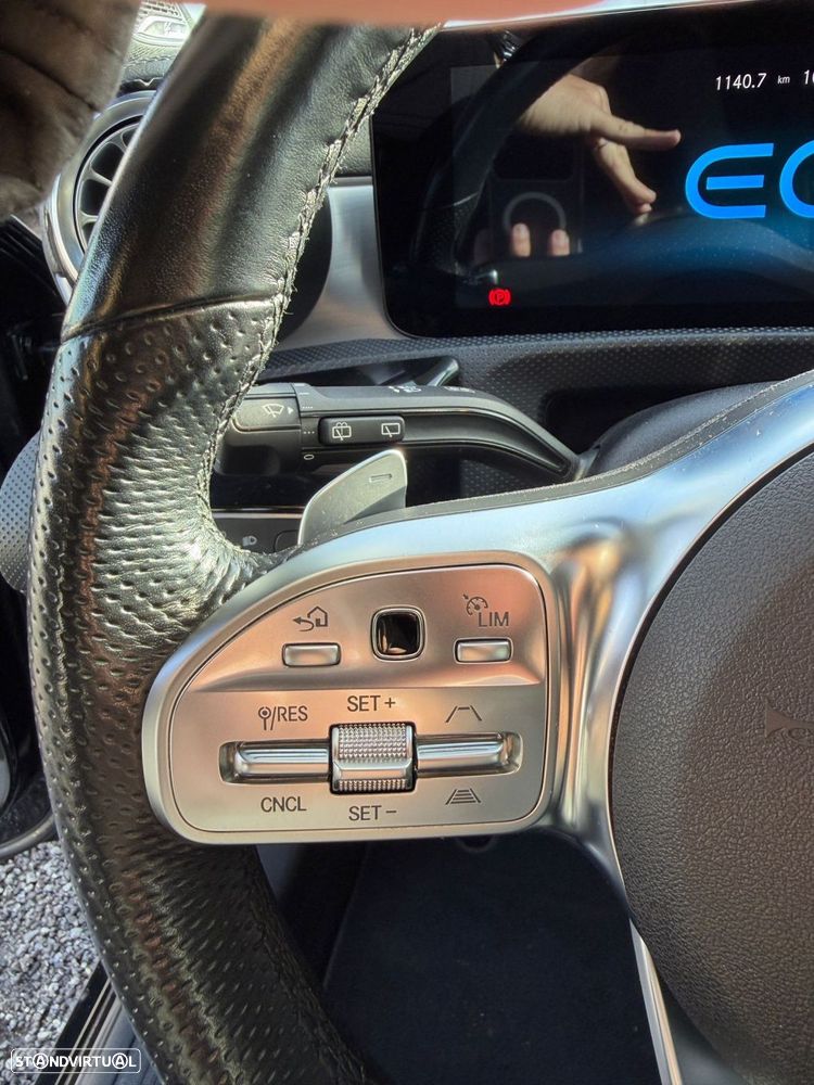 Mercedes-Benz CLA 250 - 30