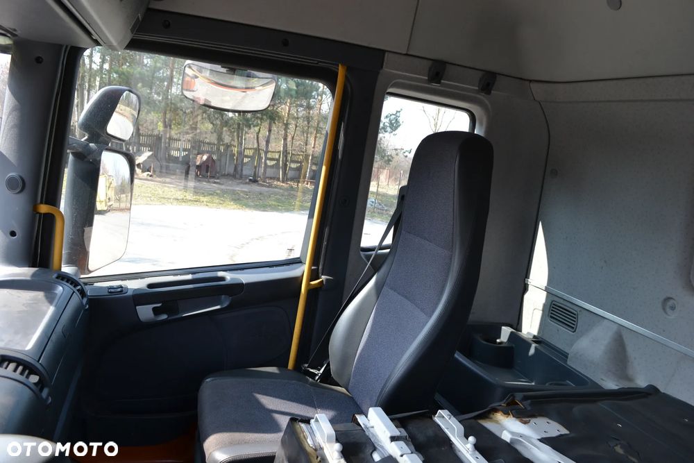 Scania P 320 ASENIZACYJNY TYLKO 157 847 km SZAMBIARKA NOWA BECZKA 20 m³ TRZECIA OŚ SKRĘTNA I PODNOSZONA - 24