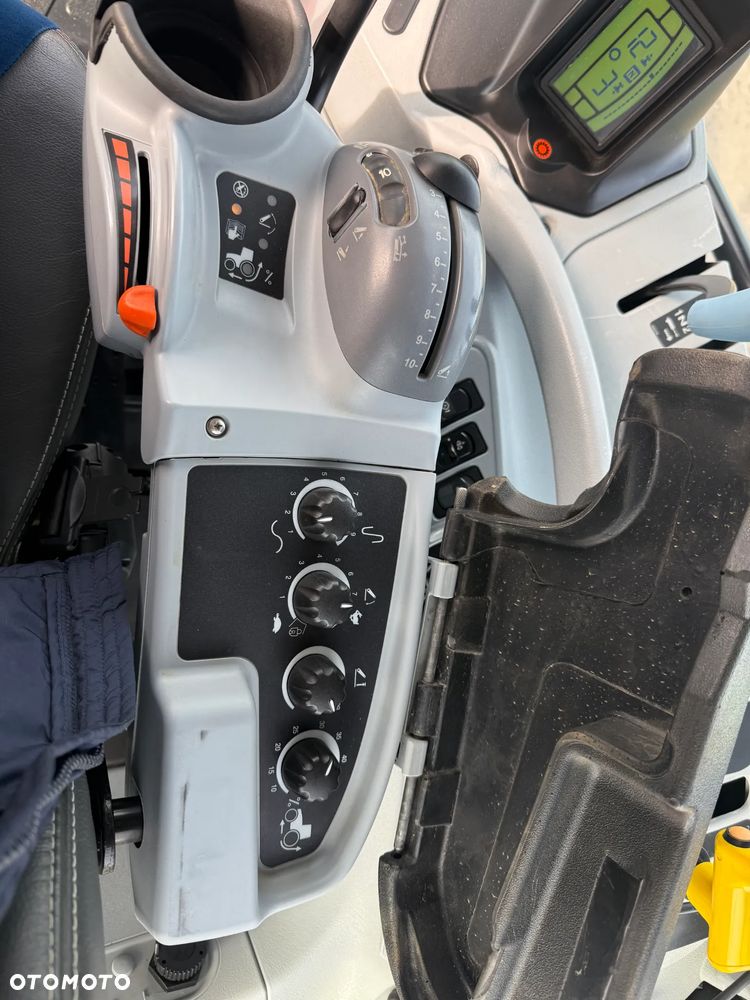 New Holland T 7.210 - 11