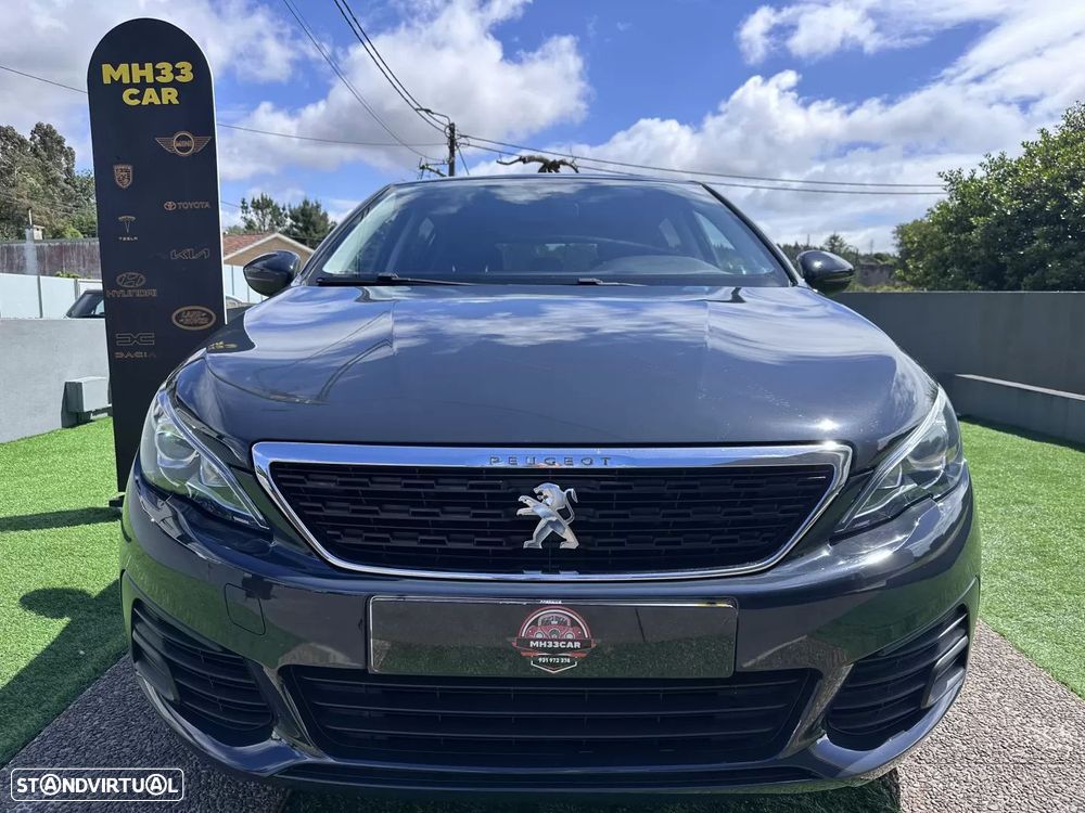 Peugeot 308 - 8