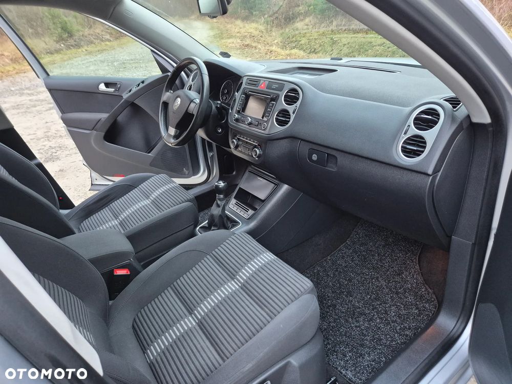 Volkswagen Tiguan 2.0 TDI Perfectline - 17