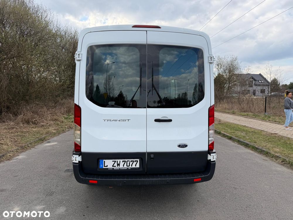 Ford Transit - 18