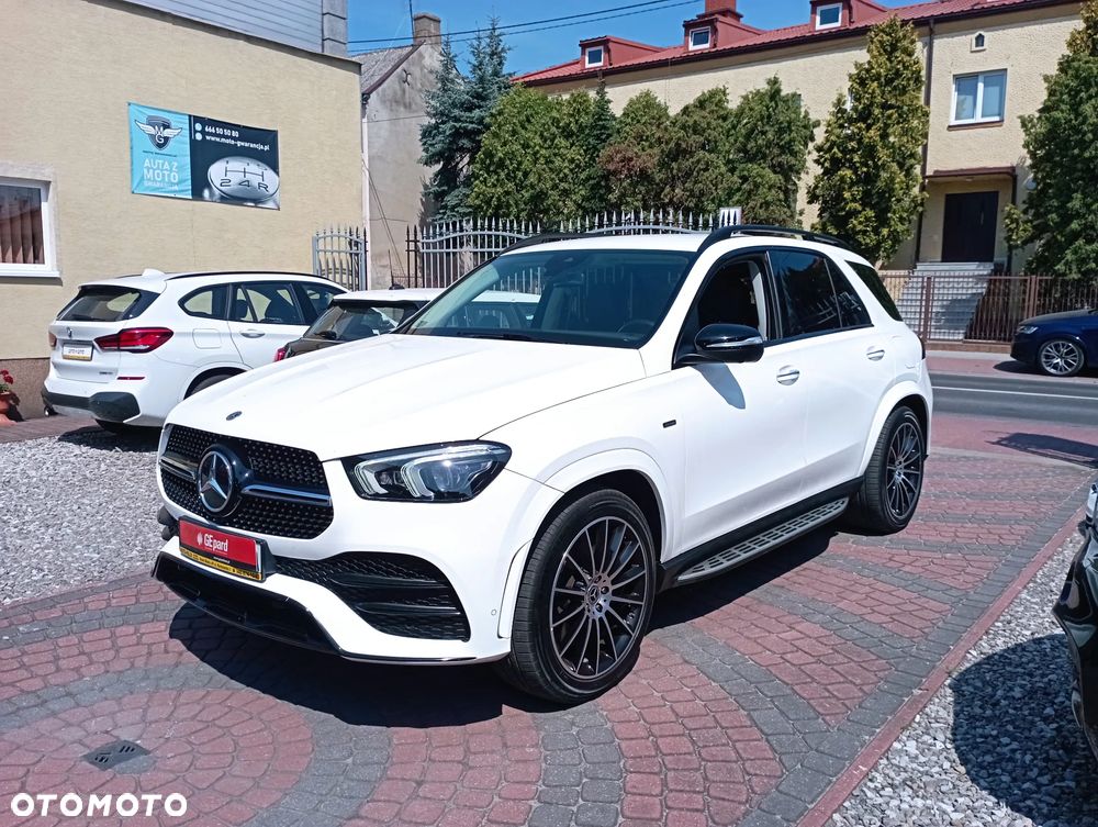 Mercedes-Benz GLE - 1