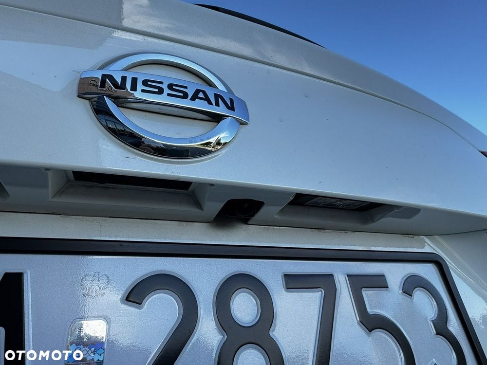 Nissan Qashqai 1.5 dCi TEKNA - 21
