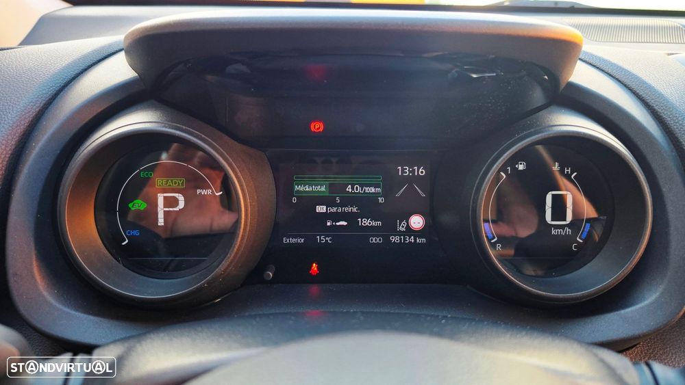 Toyota Yaris 1.5 HDF Exclusive - 3