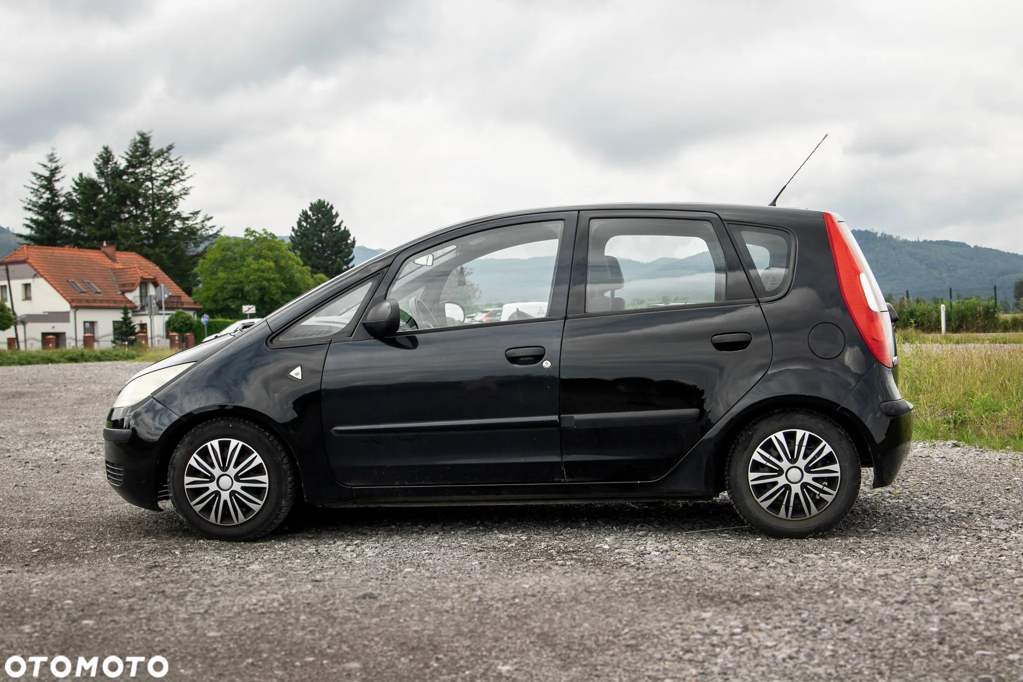 Mitsubishi Colt 1.1 Inform - 8