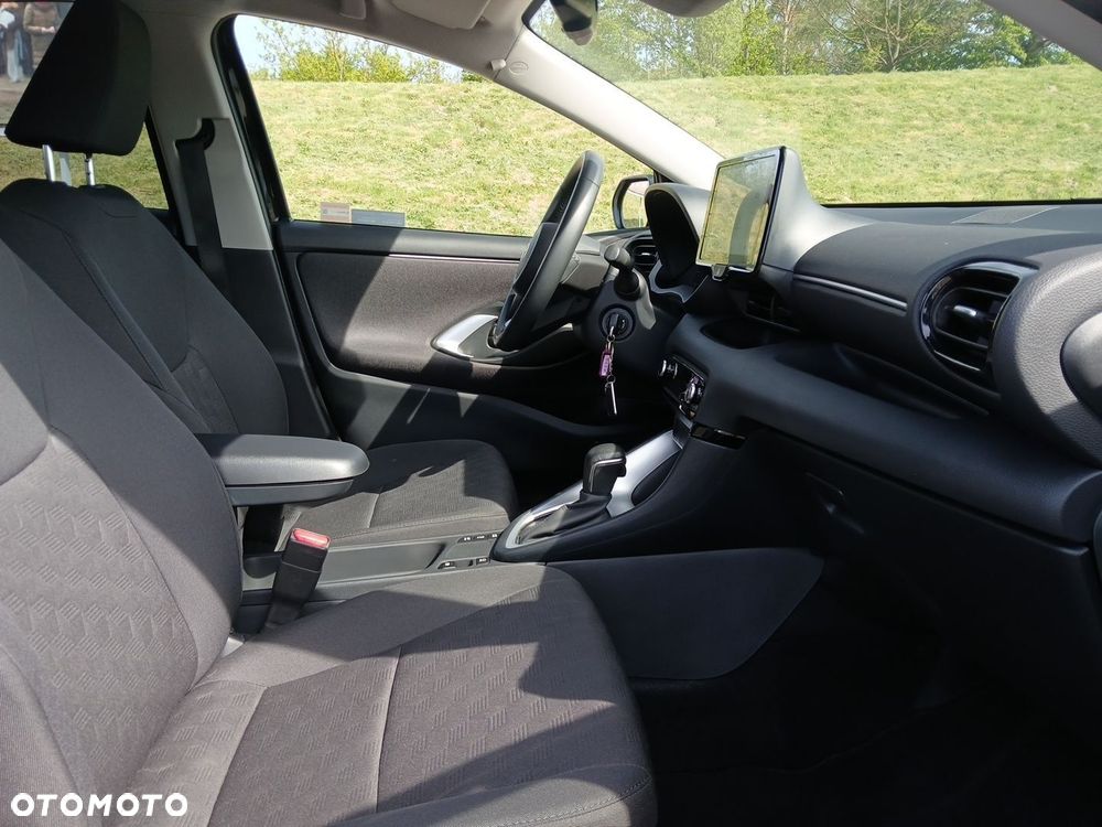 Toyota Yaris - 13