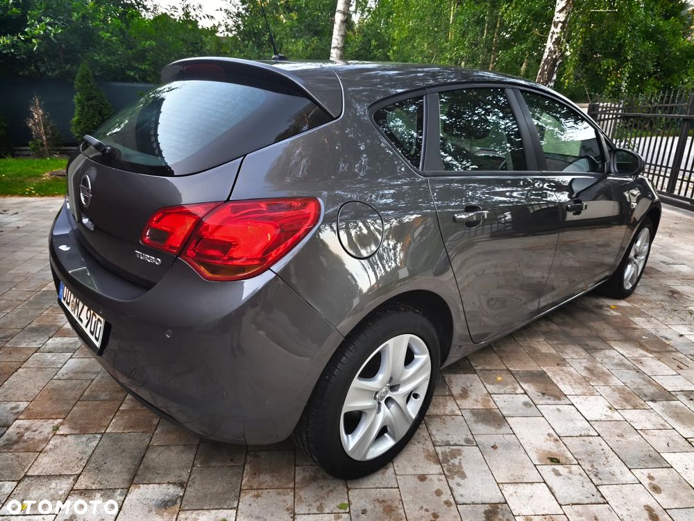Opel Astra 1.4 Turbo Design Edition - 4