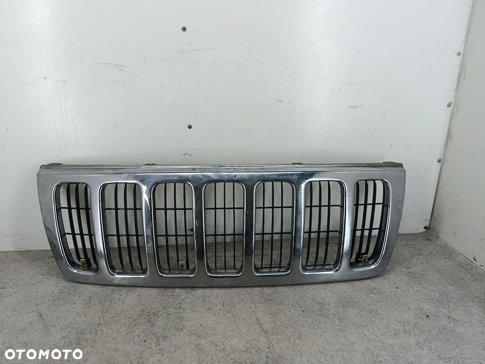 ATRAPA GRILL GRIL JEEP GRAND CHEROKEE WJ 4.7 V8 235KM - 1