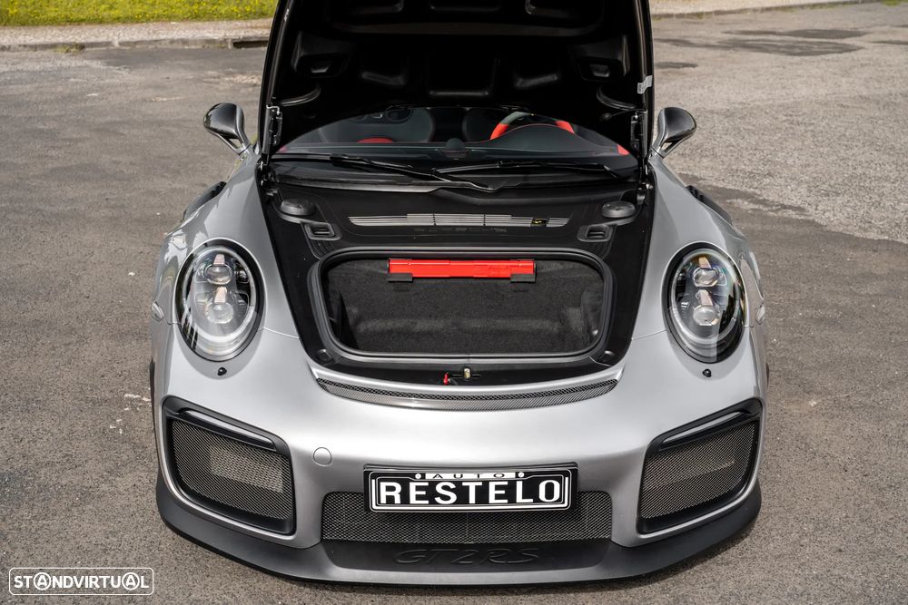 Porsche 911 (991) GT2 RS - 17