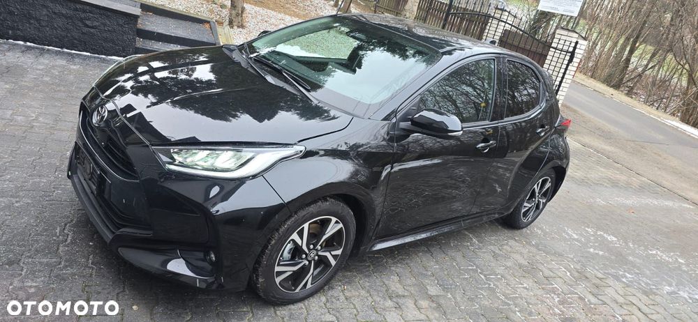 Toyota Yaris 1.5 Premium CVT - 31