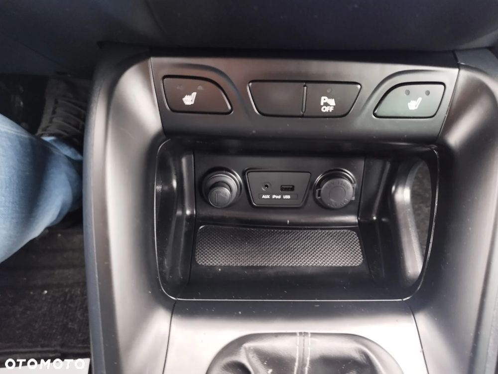 Hyundai ix35 2.0 2WD Style - 38