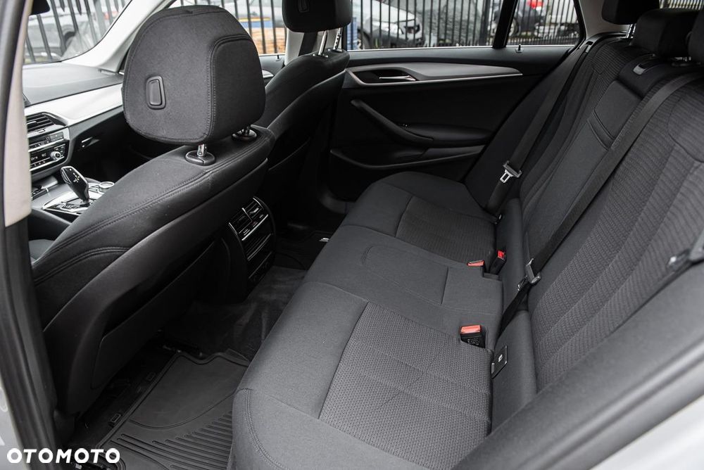 BMW Seria 5 530d - 15
