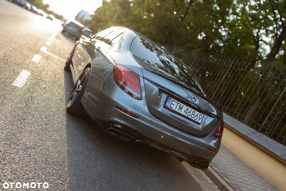 Mercedes-Benz Klasa E - 7