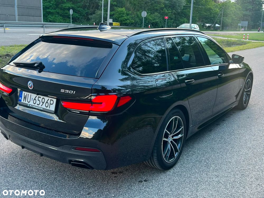 BMW Seria 5 530i mHEV - 4
