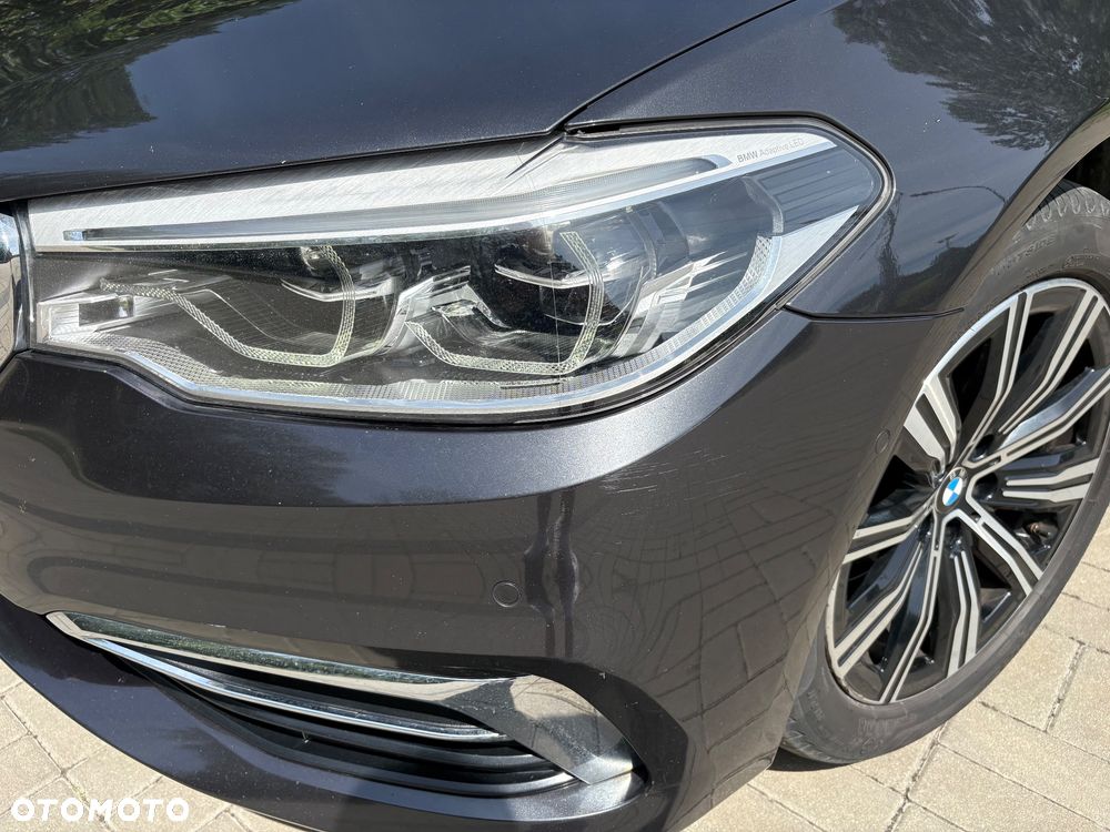 BMW Seria 5 520d Luxury Line - 32