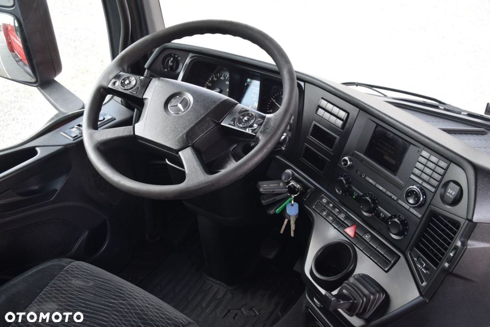 Mercedes-Benz Arocs 4145 - 35