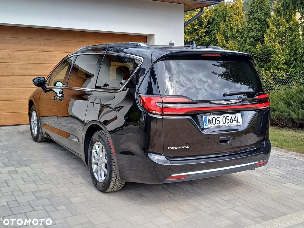 Chrysler Pacifica - 7