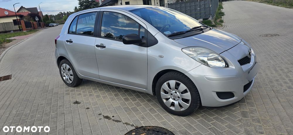 Toyota Yaris 1.33 Luna - 8