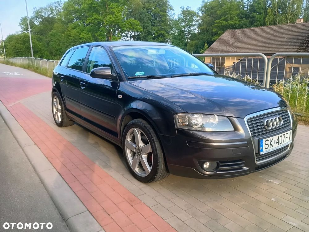 Audi A3 Sportback - 1