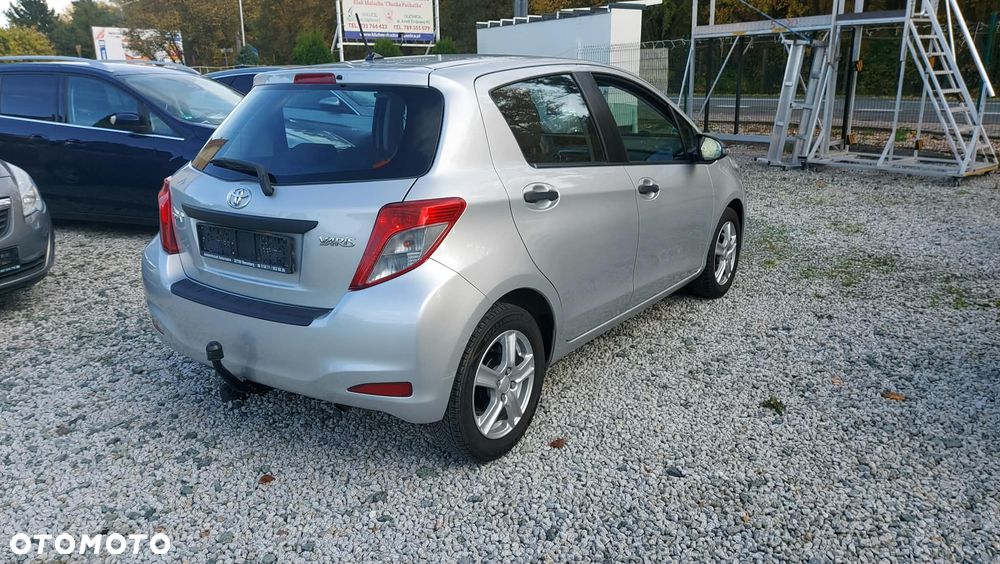 Toyota Yaris 1.33 VVT-i Executive - 23