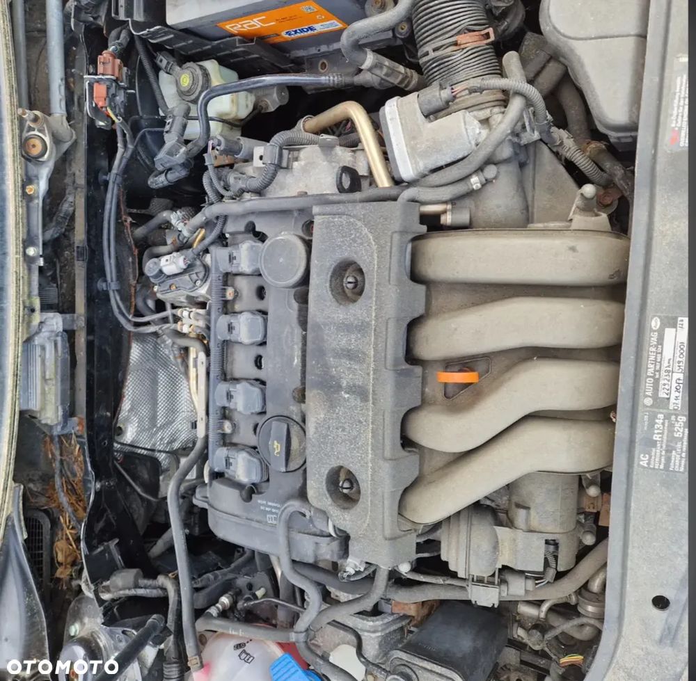 Silnik kod BLX Volkswagen Golf V  2.0 benz. 110KW 2004r   skrzynia GB- CZĘŚCI - 1