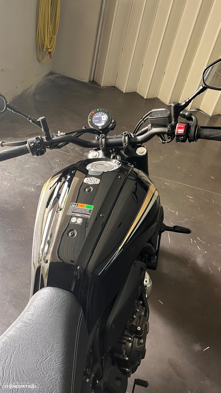 Yamaha XSR 700 - 5