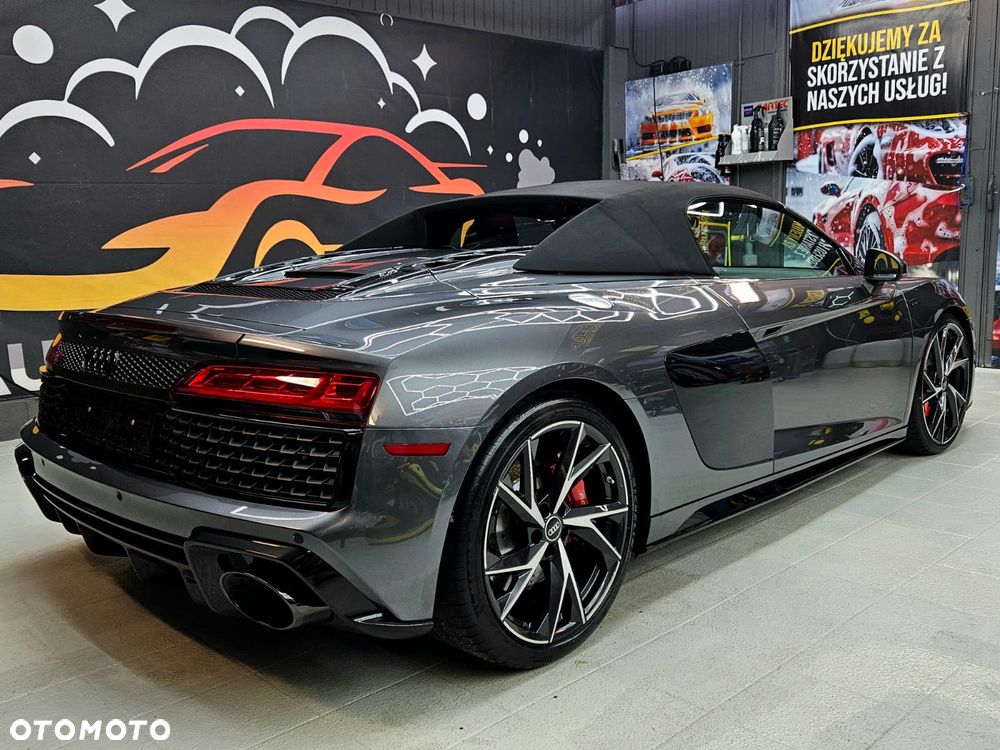 Audi R8 Spyder 5.2 FSI Quattro - 10