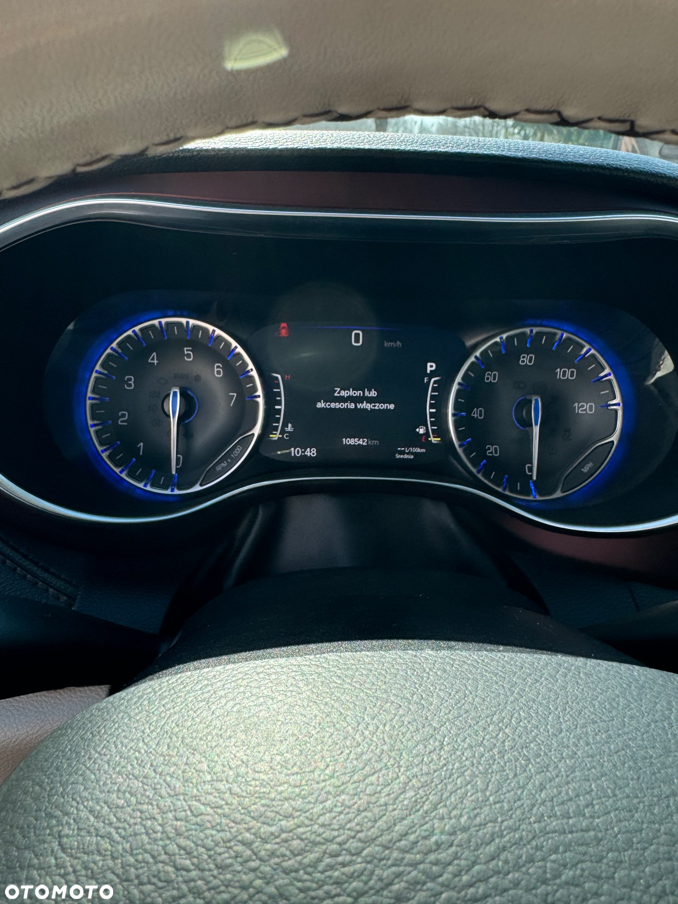 Chrysler Pacifica - 13