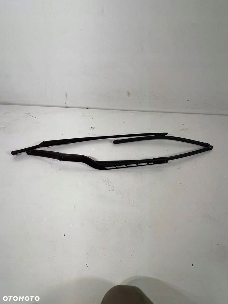 8P1 955 408 Ramię wycieraczki przedniej szyby Audi A3 S3 8P PRZÓD - 1