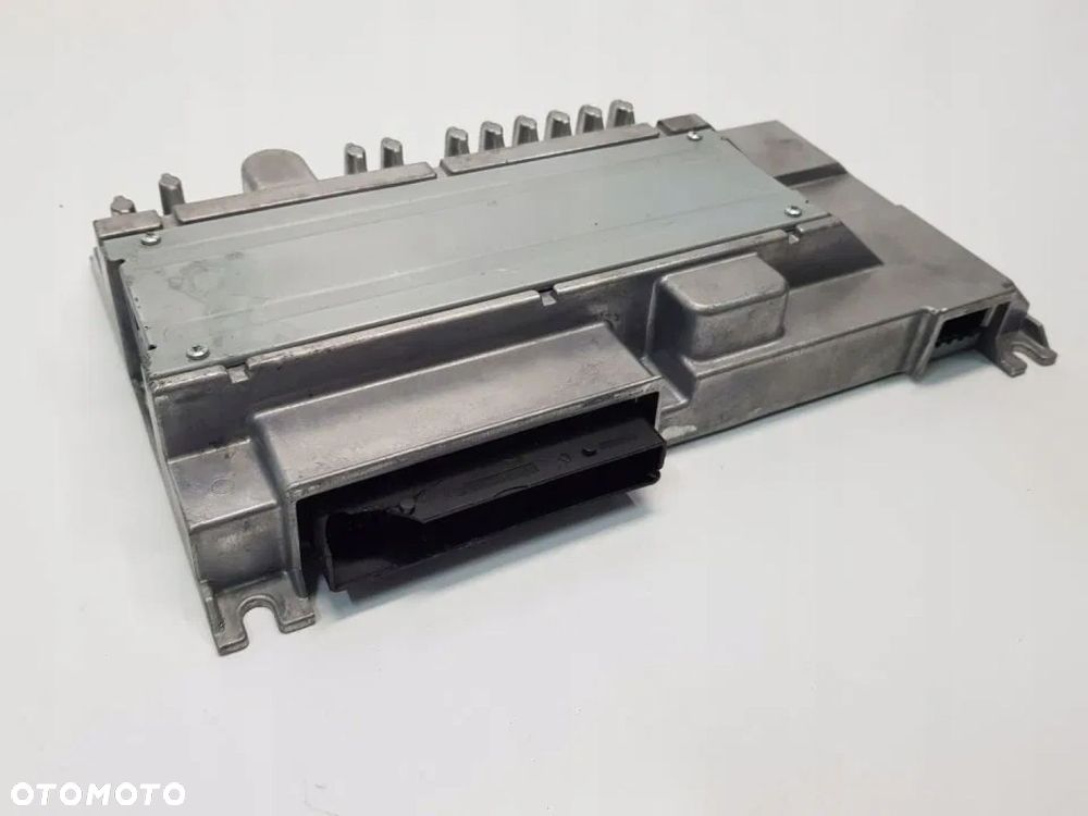 WZMACNIACZ BANG OLUFSEN 4N0035223B AUDI A6 A7 - 2