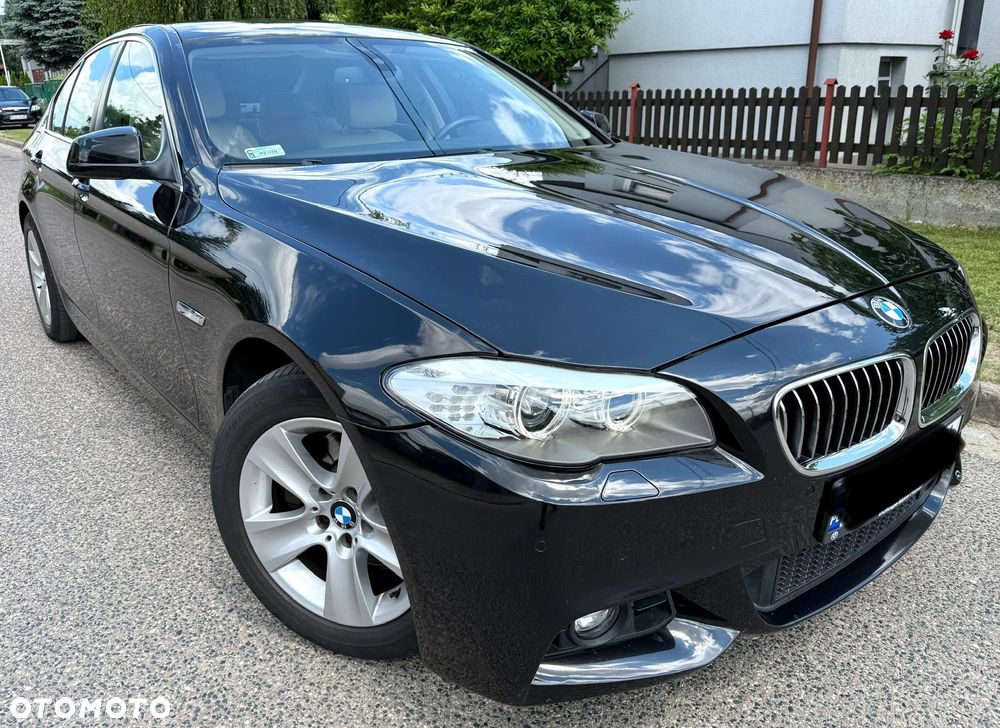 BMW Seria 5 523i - 3