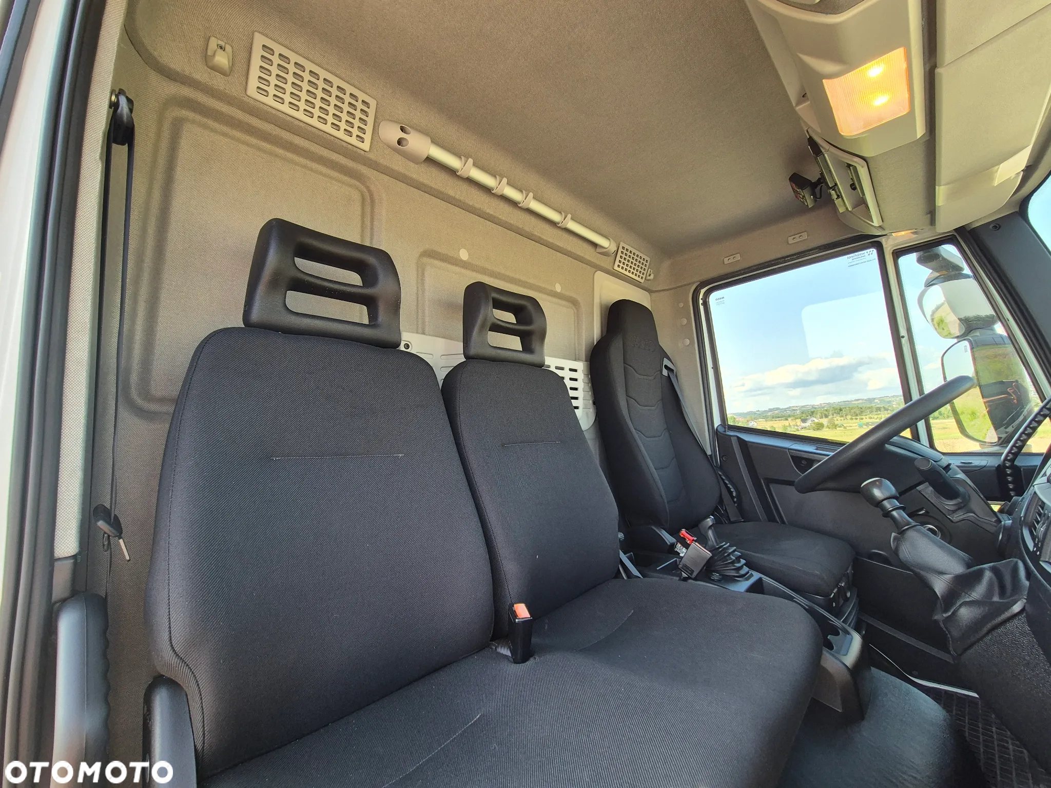 Iveco EUROCARGO 120-190L LIFT EURO6 CHŁODNIA CARRIER XARIOS 600MT - 33