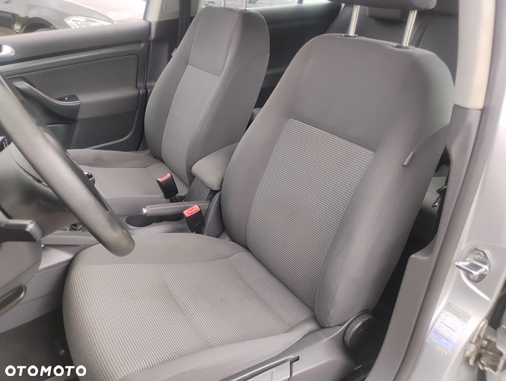 Volkswagen Golf 1.9 TDI DPF Sportline - 19