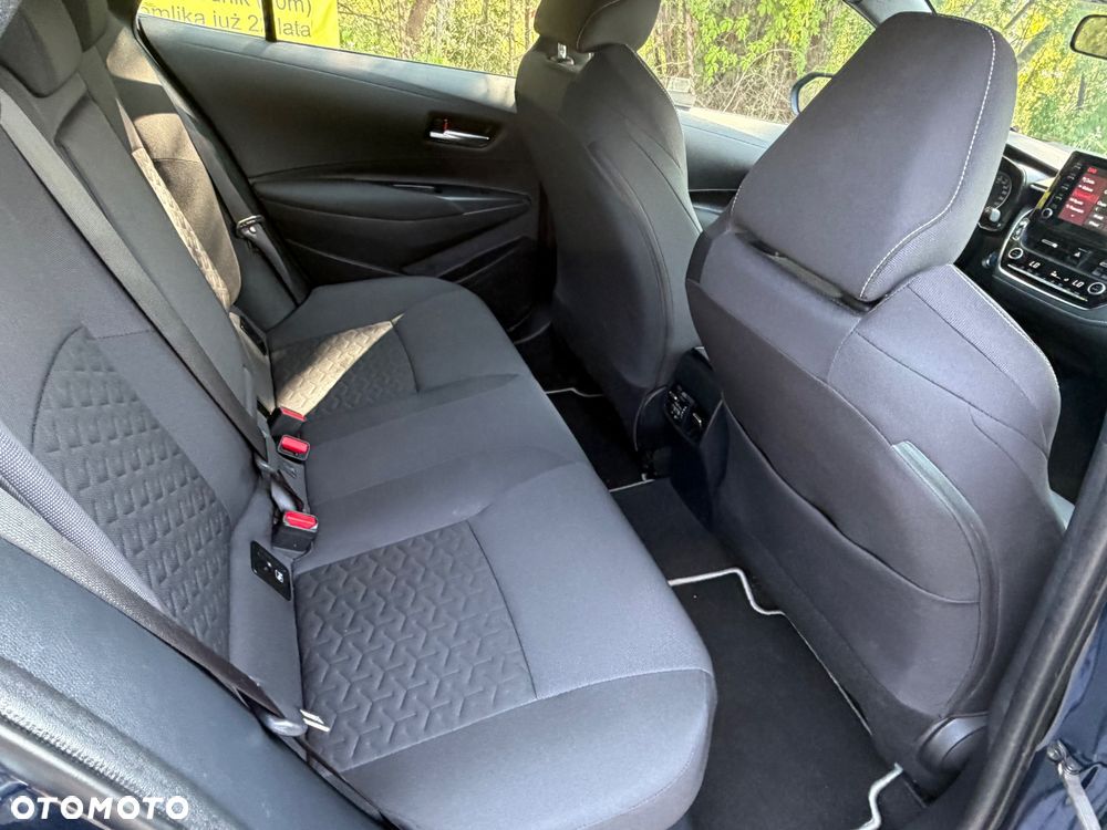 Toyota Corolla 1.8 Hybrid Comfort - 18