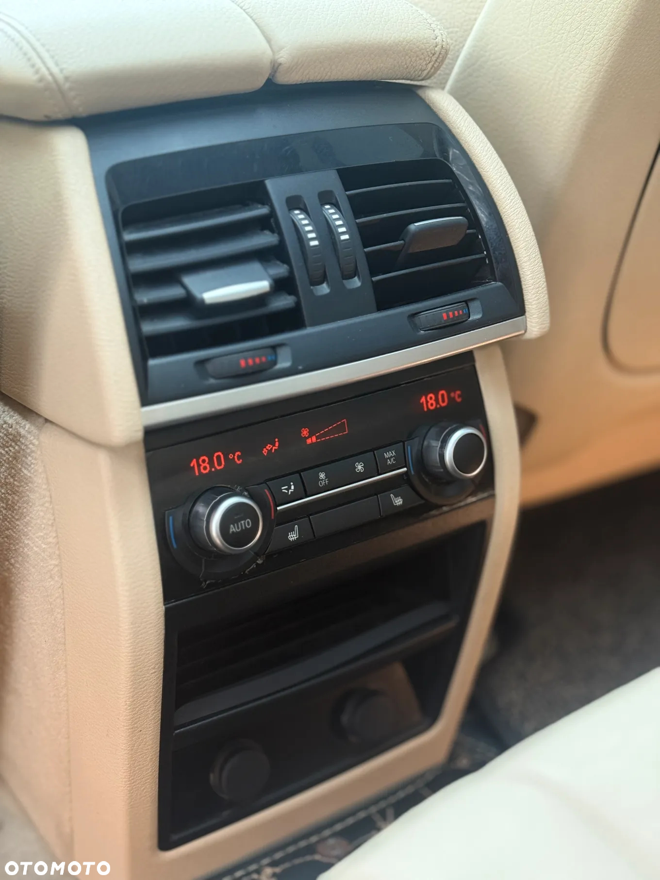 BMW X5 xDrive35i - 28