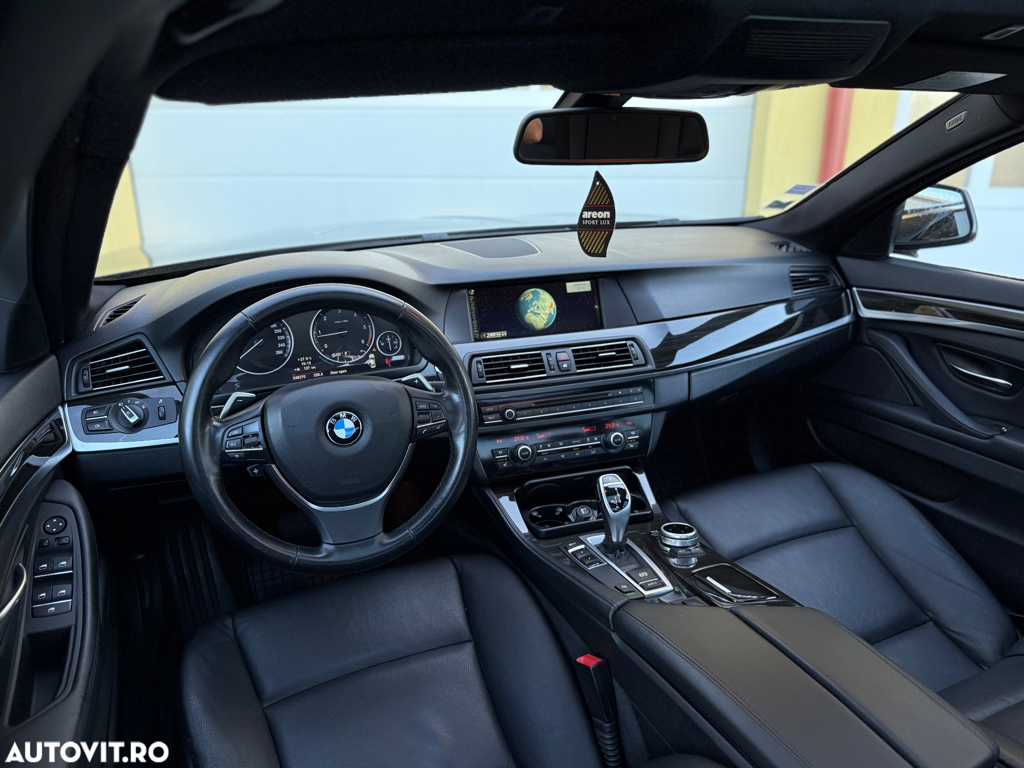 BMW Seria 5 520d Aut. - 13